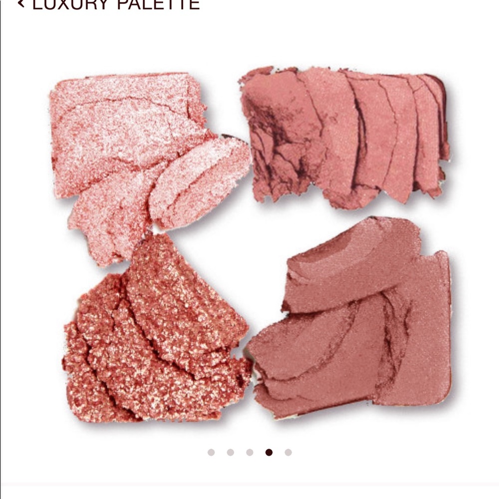 Charlotte Tilbury pillow talk eyeshadow palette